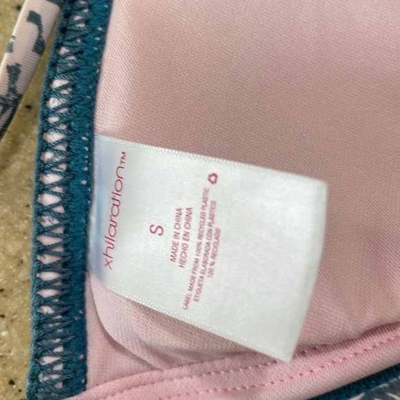 Bikini top. Target. With removable padding - Picture 4 of 5